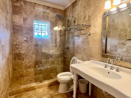 Bathroom to Bedroom 4