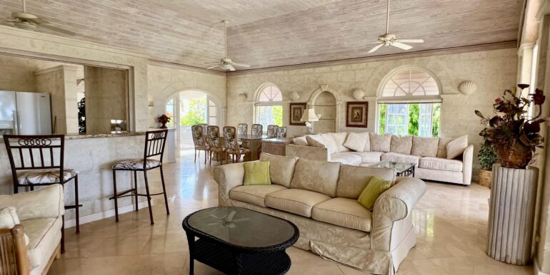 Royal Westmoreland Forest Hills 6 living with breakfast bar view