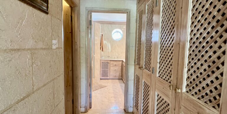 Royal Westmoreland Forest Hills 6 master bedroom walk in closet and ensuite