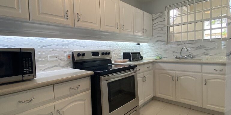 barbados_property_rent_apartment_worthing_view_beach_apartments_1_4
