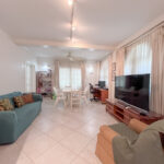 9 TV room