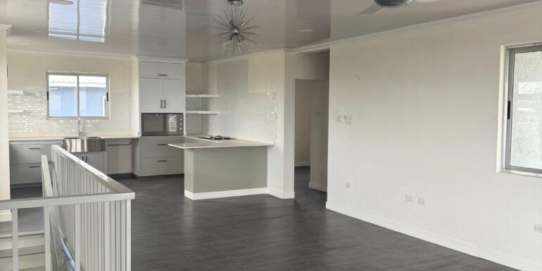 11. OPEN PLAN LIVING 1