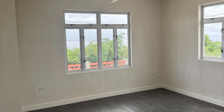 2.MASTER BEDROOM
