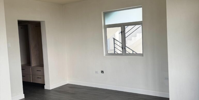 3. MASTER BEDROOM
