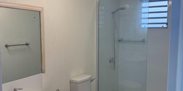 7. BATHROOM 2