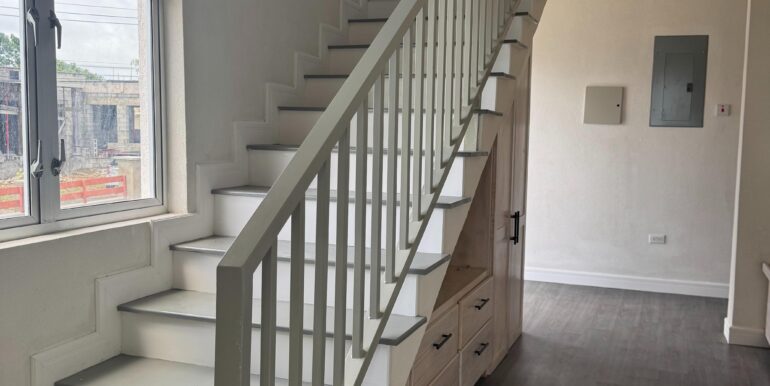8.HALLWAY