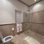 14-secondary-bathroom-palm-grove-8