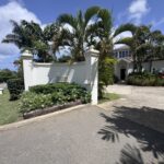 2-front-of-house-palm-grove-8