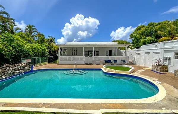 1 Back of house Meadway Maxwill Hill