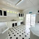 15 Kitchen Meadway Maxwill Hill