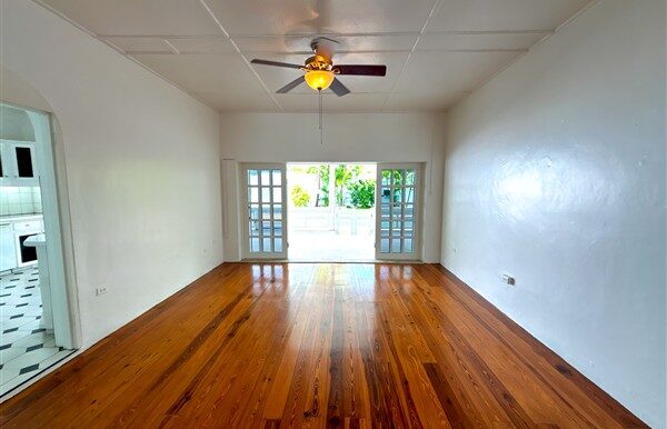 6 Living Room Meadway Maxwill Hill