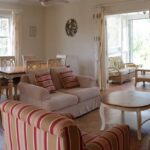 133-lounge-area-1024x421