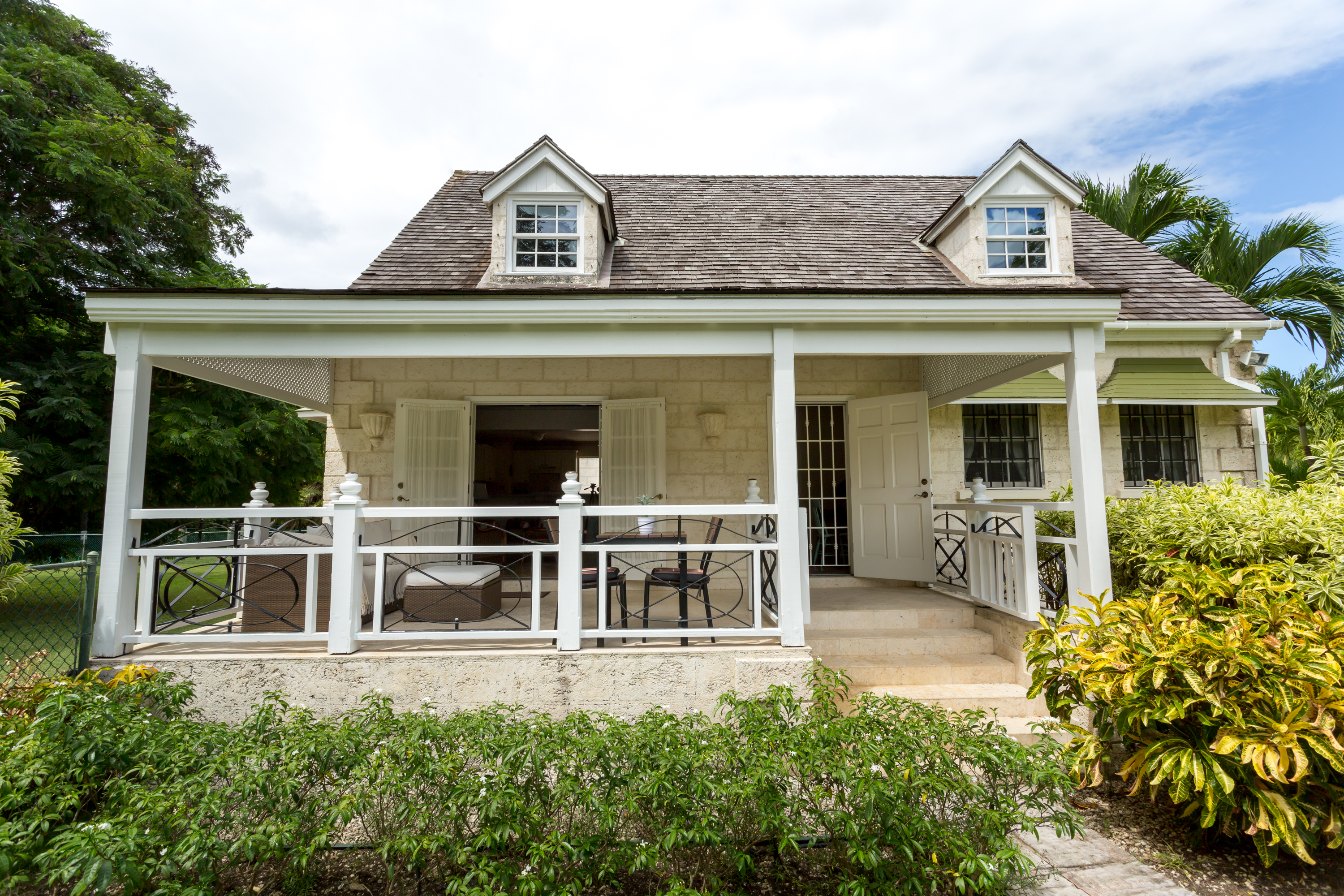 Ariena Cottage – Sandy Lane