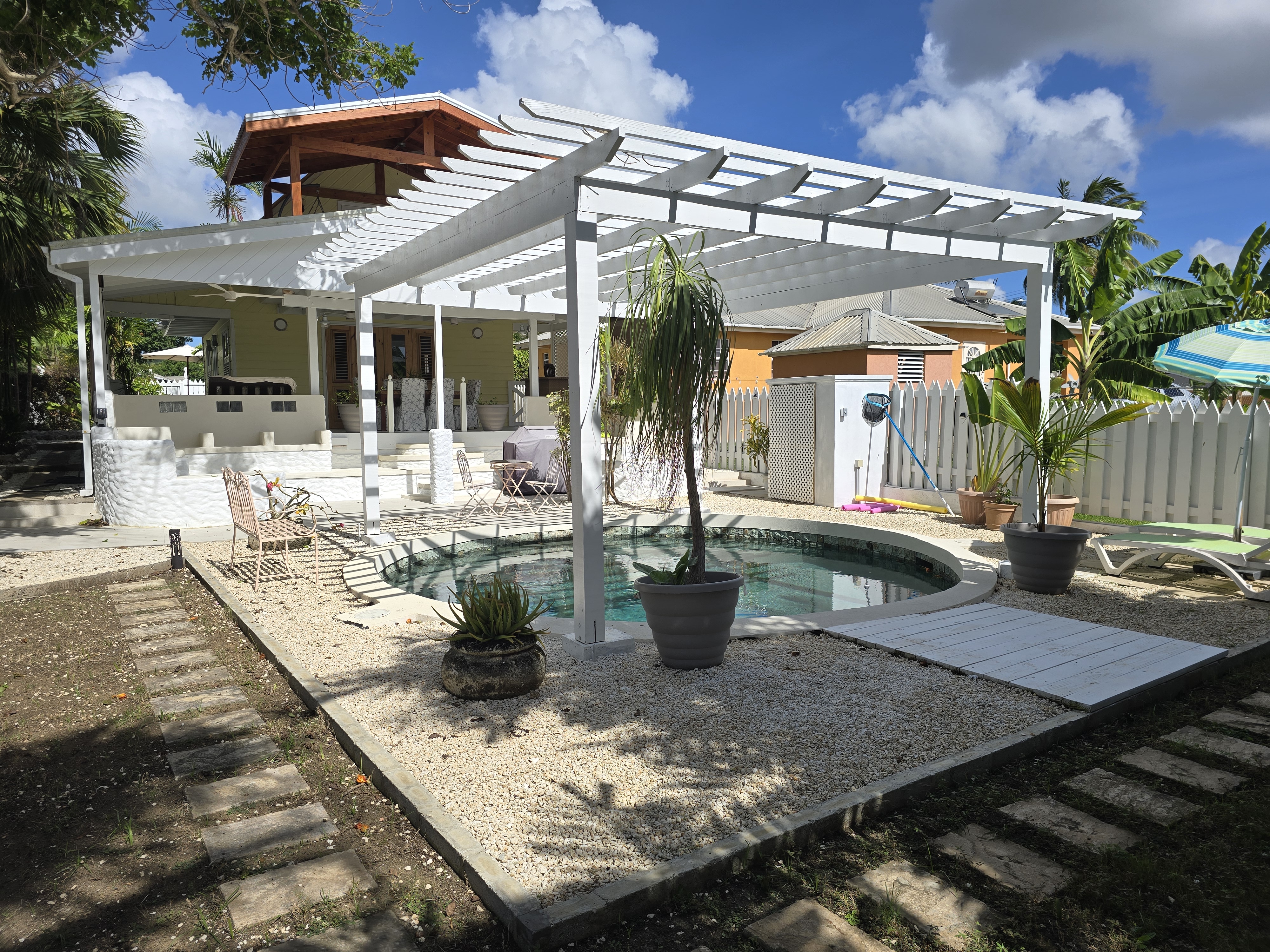 Lime Cottage, Holder’s Hill St. James