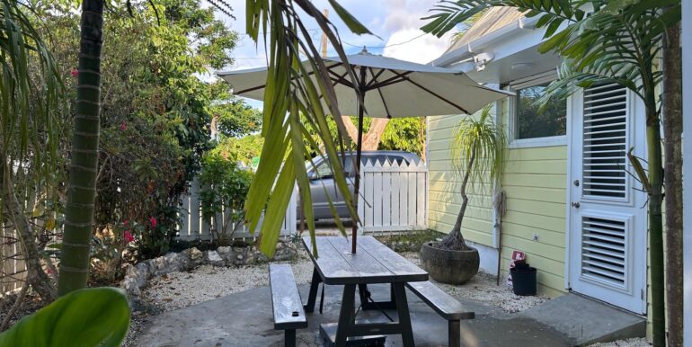 Lime OCttage Courtard