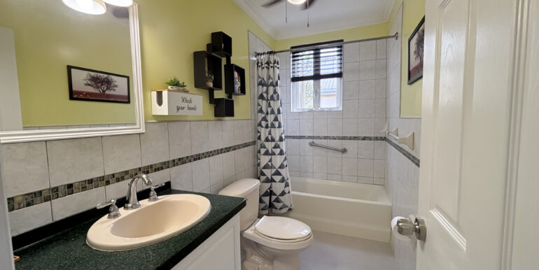15 - 9 Coverley - bathroom 1
