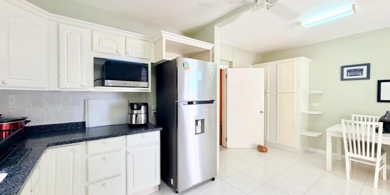 Kitchen 3