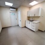 15 - Suite 2 - lunch room