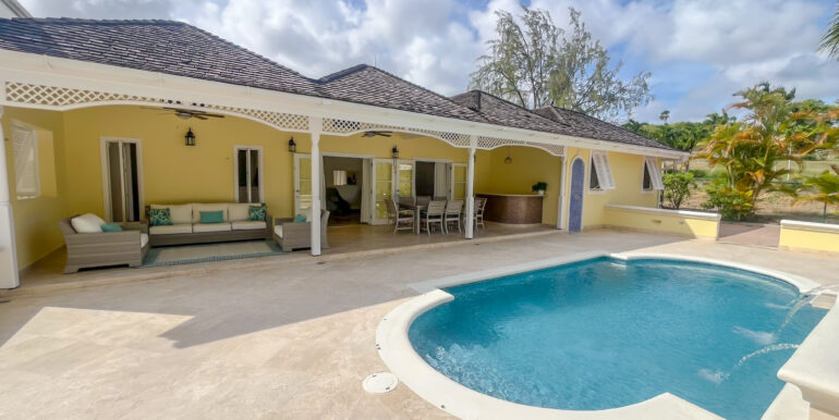 2 Durants Looking Glass Pool