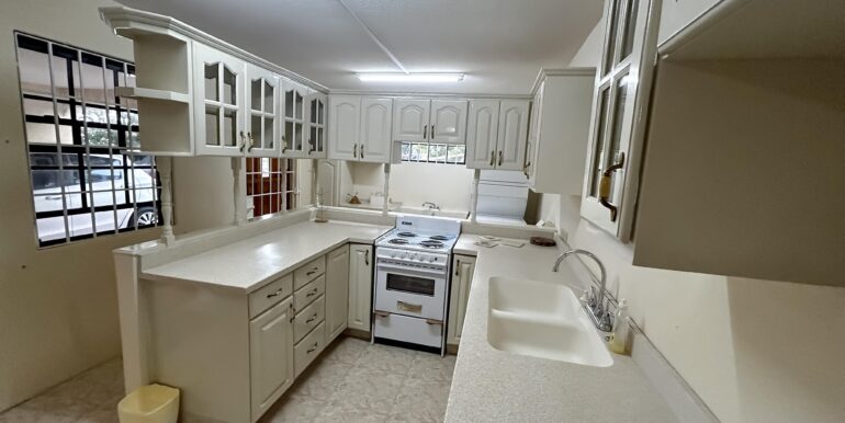 2 Surf View Rd 2 bed kitchen